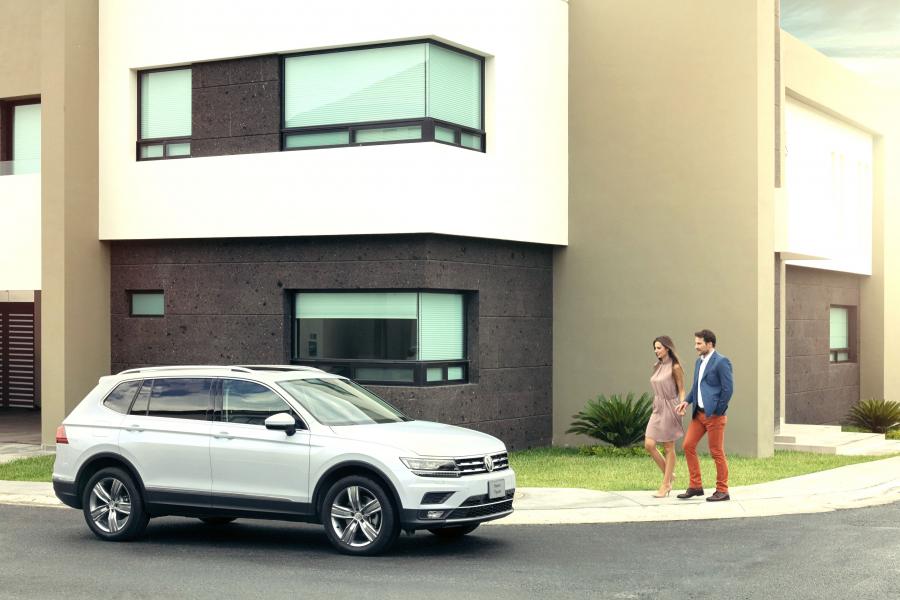  Volkswagen Tiguan 2017 года  (MX) (фото 2 из 21)